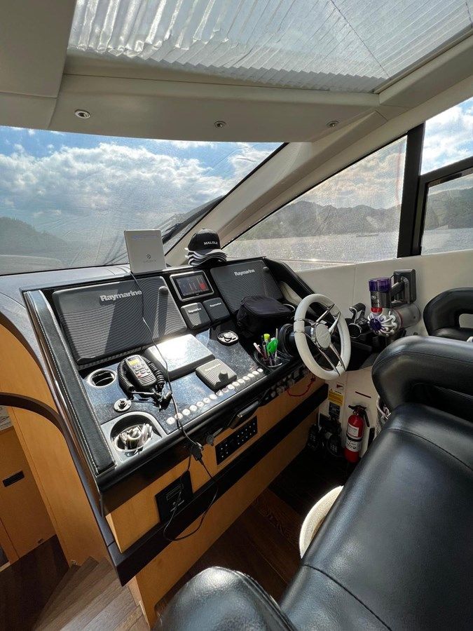 Escape yacht sale