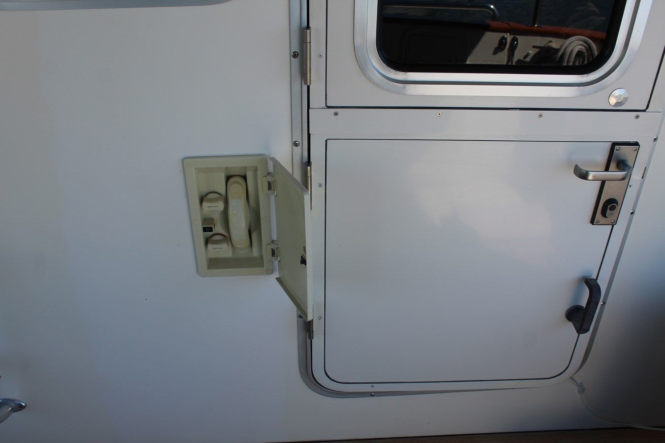 Buy a yacht RED OCTOBER 1999