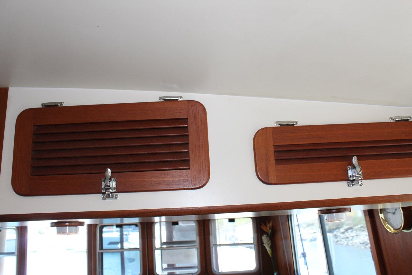 best yacht sales deals RED OCTOBER Cherubini Independence