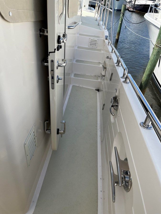 Продажа яхты Papa Whiskey - Kadey-Krogen