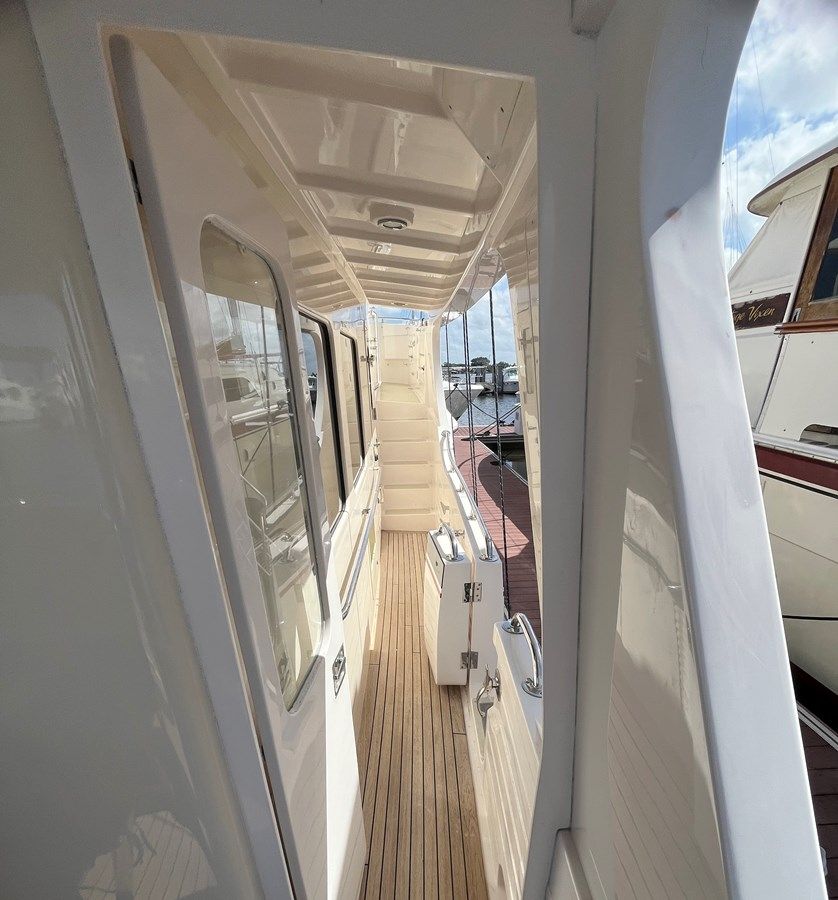 Лучшая цена на Papa Whiskey 2019