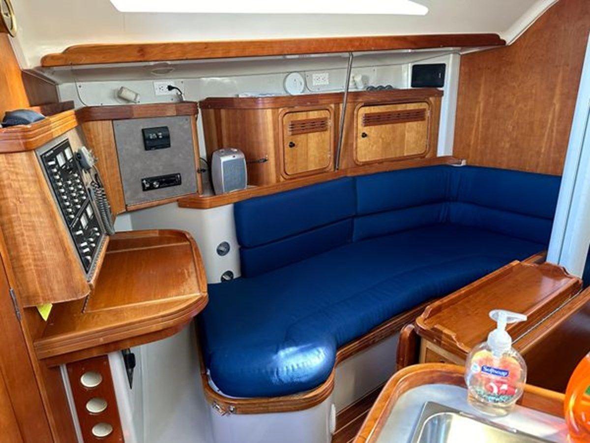 Buy a yacht Kali - C&C YACHTS