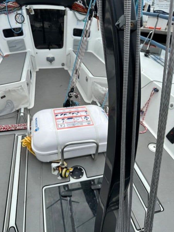 Dash - J BOATS yacht sale