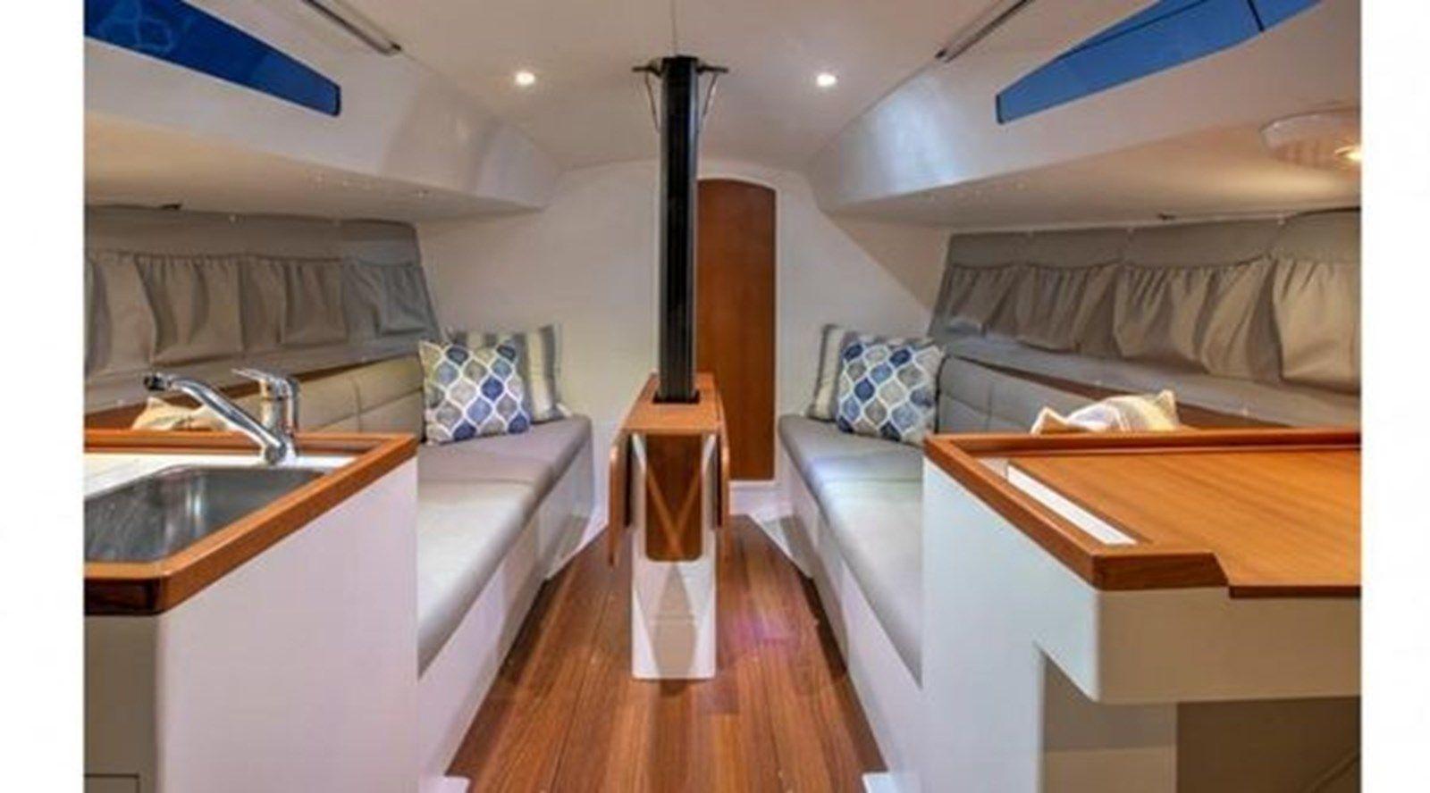 best yacht sales deals Dash 32