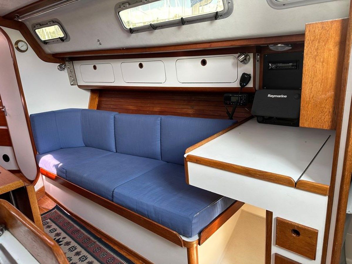 best yacht sales deals Vita Beata 35