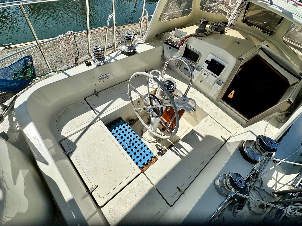 best yacht sales deals Sidewinder - FAST PASSAGE