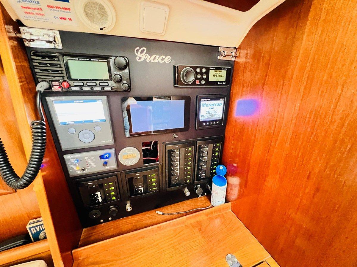 the best price on 2000 Beneteau 311 31