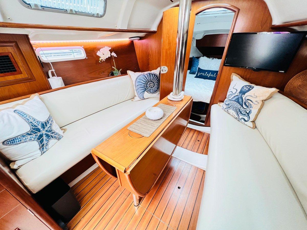 best yacht sales deals 2000 Beneteau 311 311
