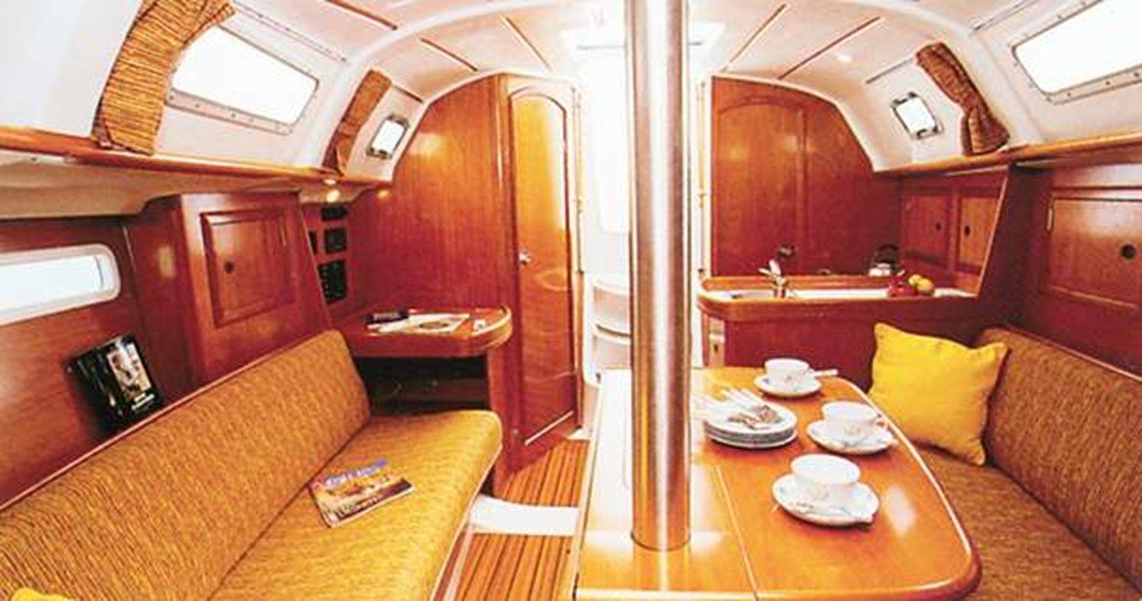 Buy a yacht 2000 Beneteau 311 311