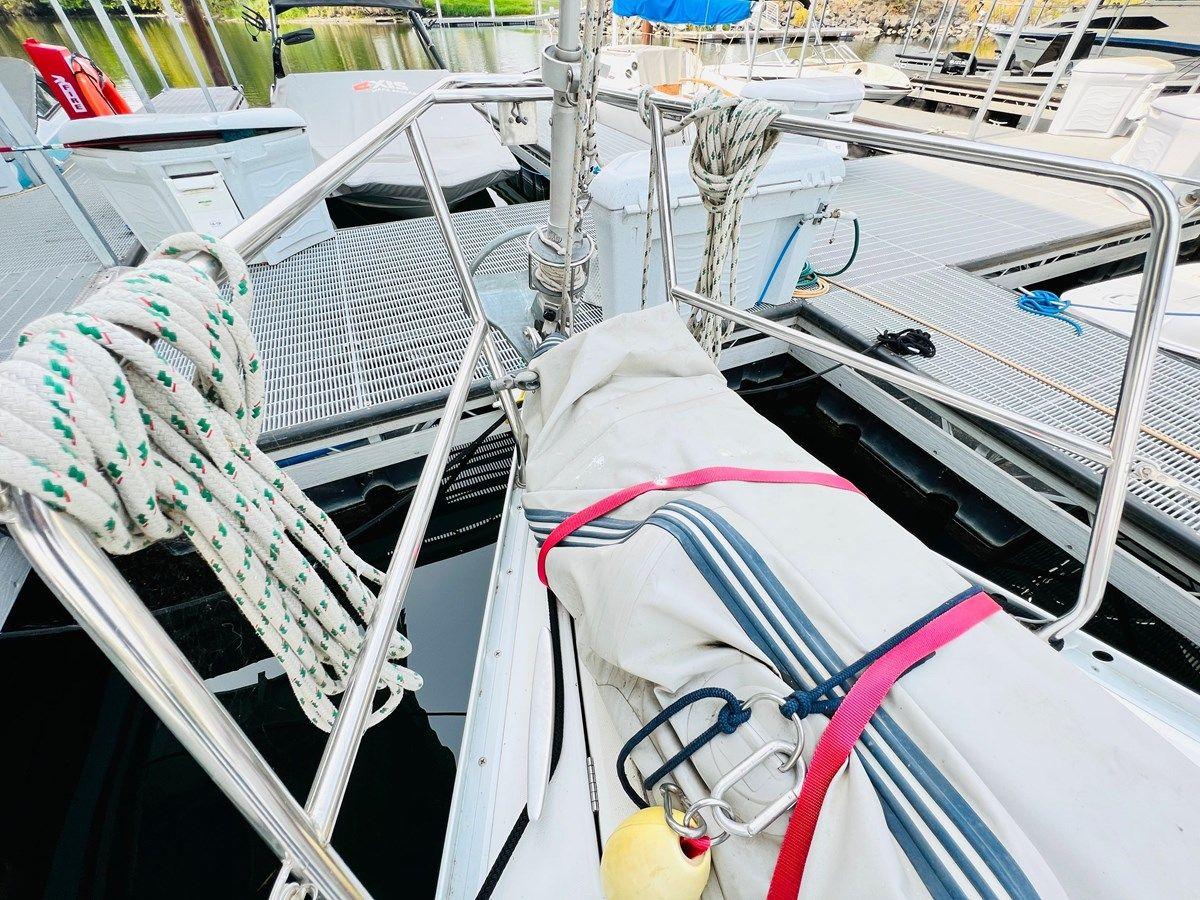 2000 Beneteau 311 31