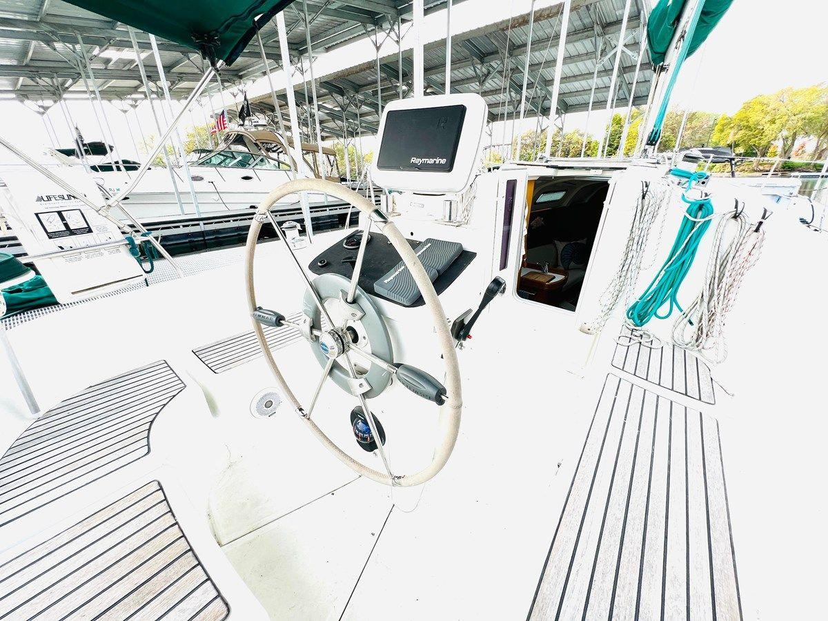 2000 Beneteau 311 - Beneteau yacht sale