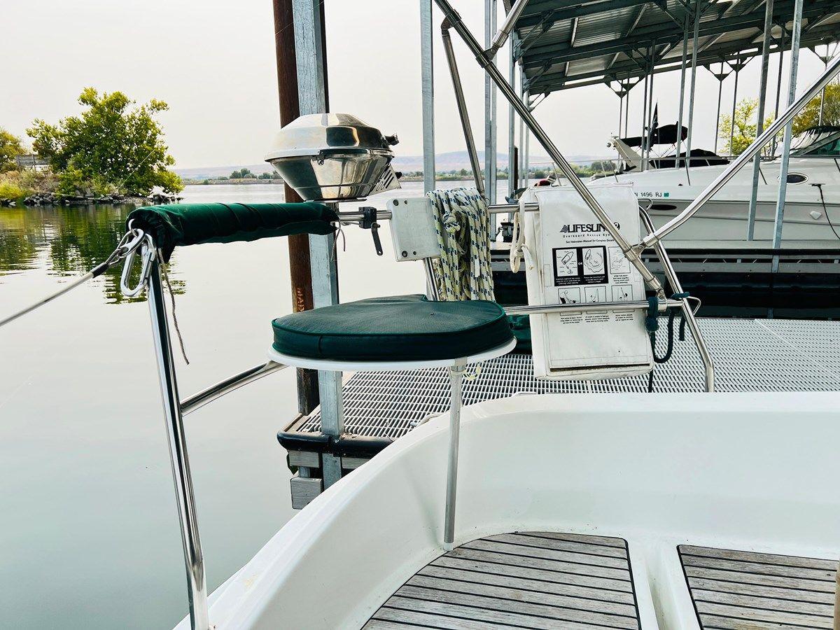 best yacht sales deals 2000 Beneteau 311 - Beneteau