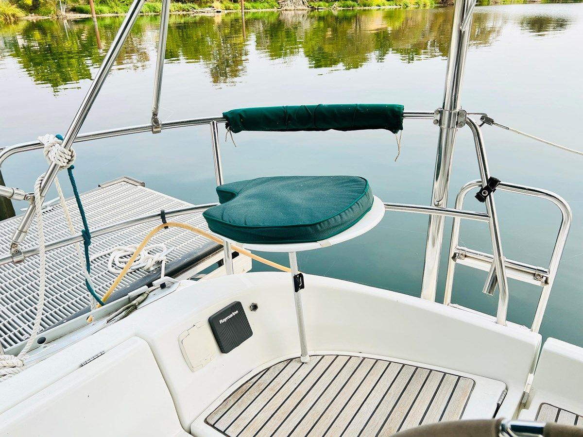 2000 Beneteau 311 - Beneteau