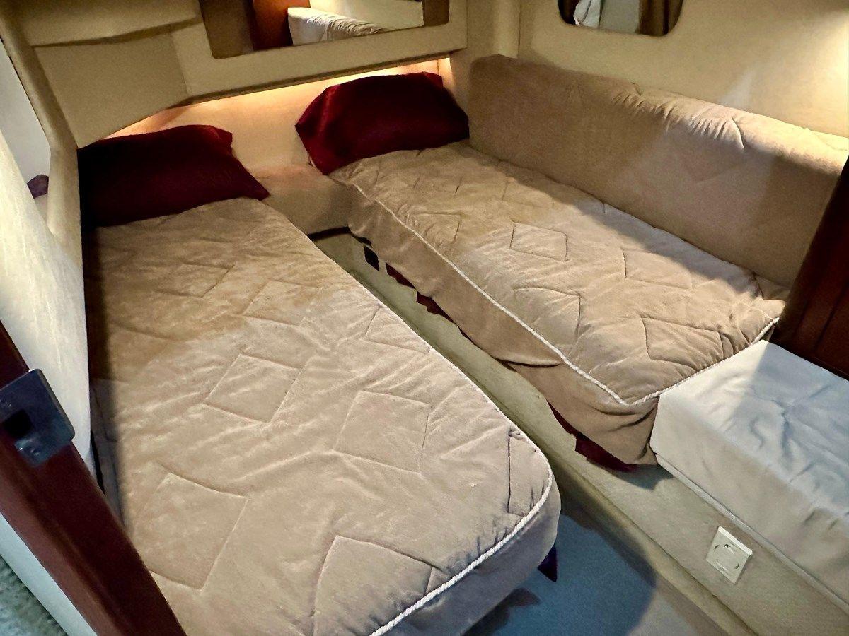 Лучшая цена на 2005 Sea Ray 420 Sedan Bridge