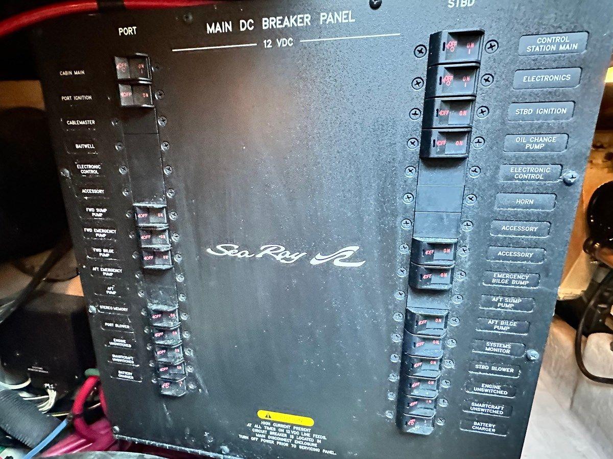 Продажа яхты 2005 Sea Ray 420 Sedan Bridge