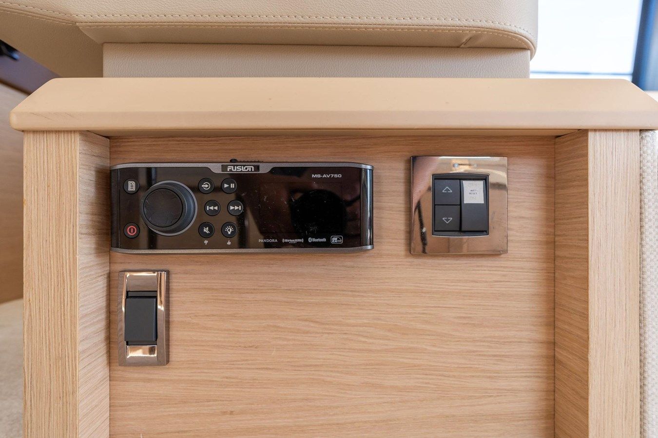 2018 Beneteau Monte Carlo MC4 - Beneteau price