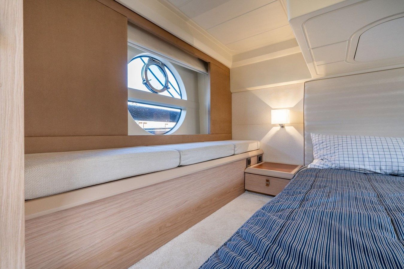 best yacht sales deals 2018 Beneteau Monte Carlo MC4 2018