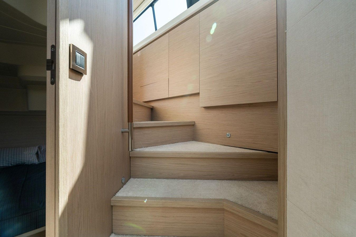 Buy a yacht 2018 Beneteau Monte Carlo MC4 - Beneteau