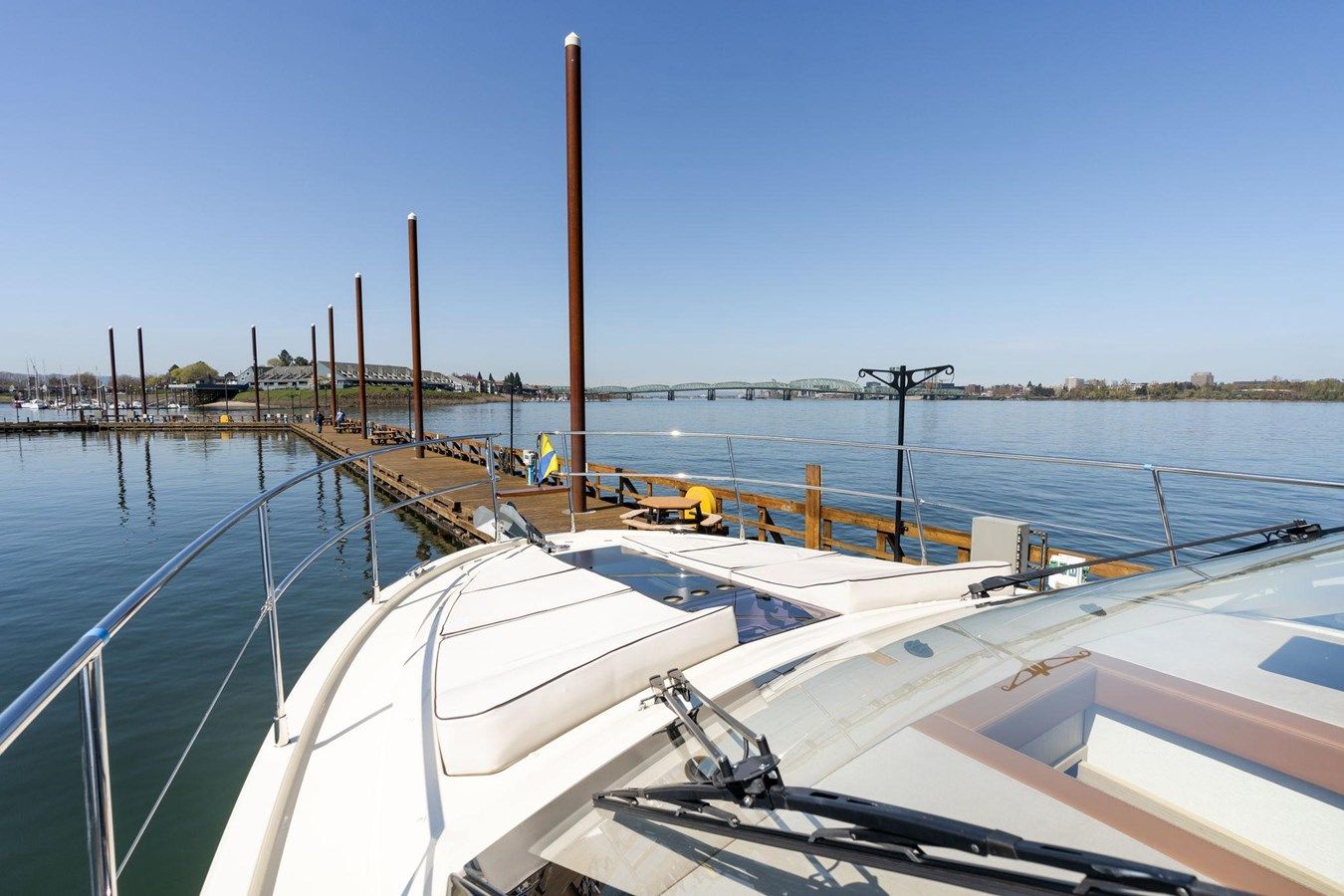 2018 Beneteau Monte Carlo MC4 - Beneteau