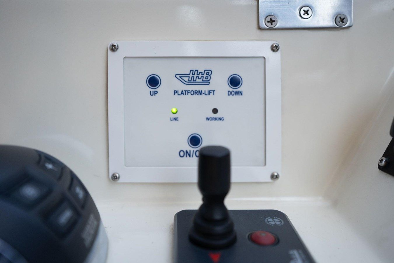 the best price on 2018 Beneteau Monte Carlo MC4 Monte Carlo MC4