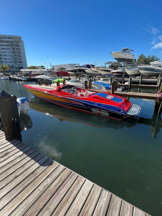 Buy a yacht Cigarette 42' X