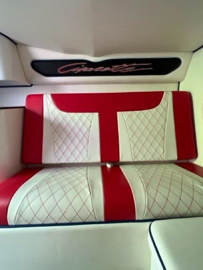 the best price on Cigarette 42' X 42