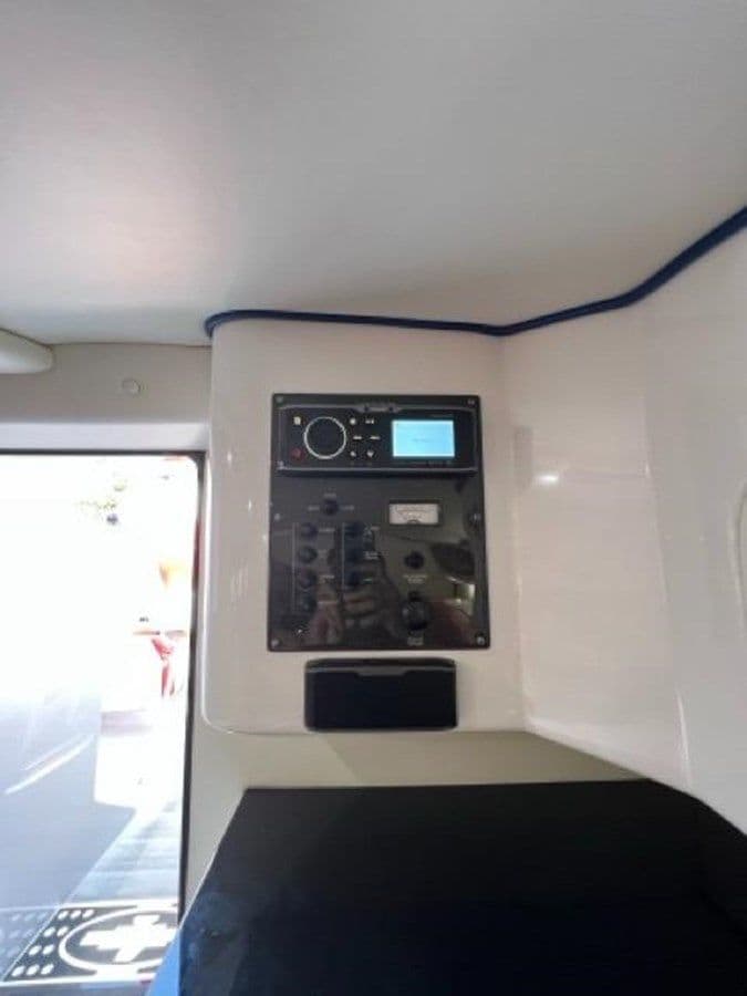 the best price on Cigarette 42' X