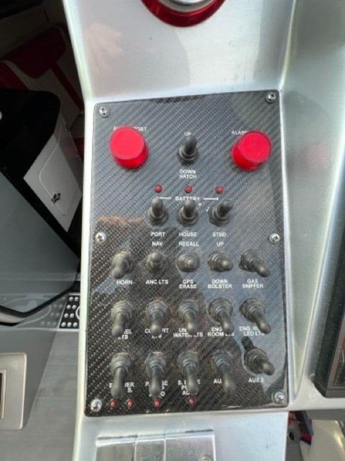 Cigarette 42' X - Cigarette Racing yacht sale