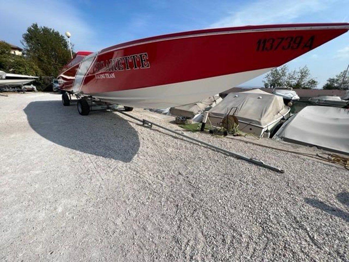 best yacht sales deals Cigarette 42' X - Cigarette Racing