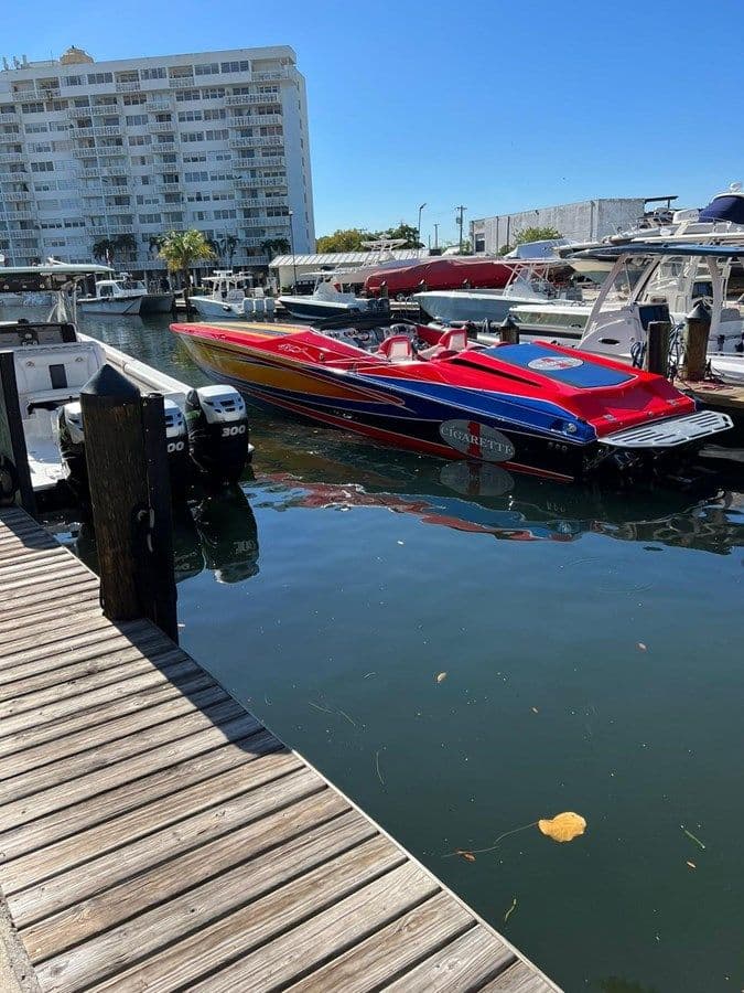 Buy a Cigarette 42' X - Cigarette Racing at Shestakov Yacht Sales