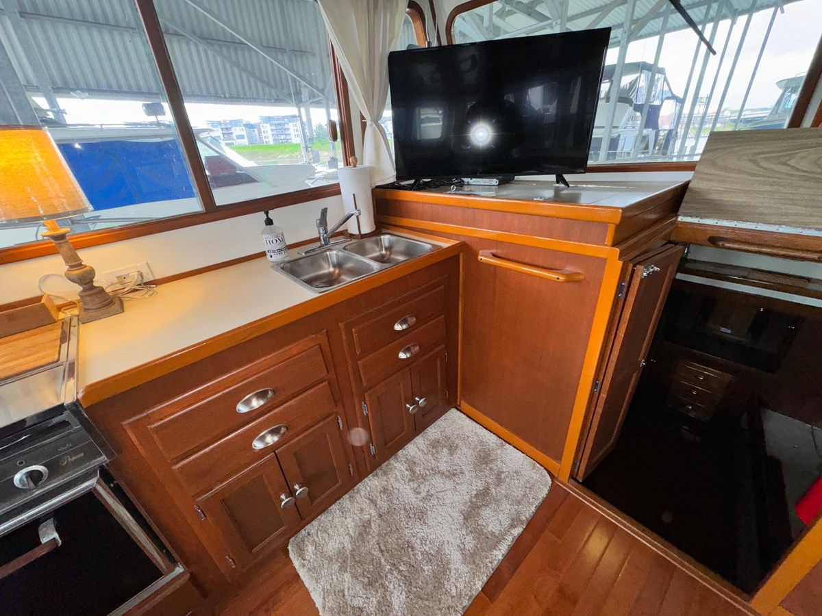 Купить 1976 Californian Aft Cabin - CALIFORNIAN