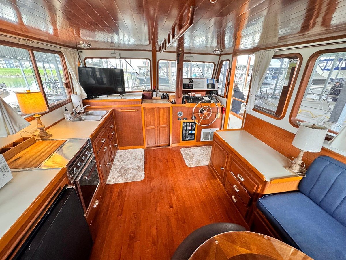 Продажа яхты 1976 Californian Aft Cabin 42