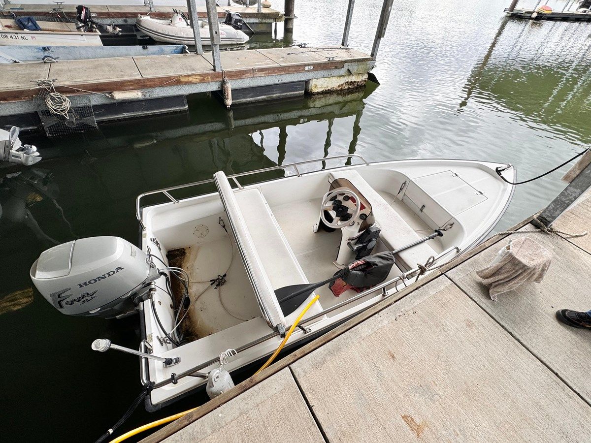 Стоимость яхты 1976 Californian Aft Cabin 1976