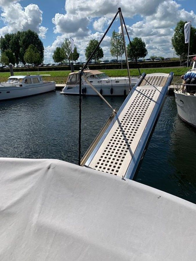 Buy a yacht Timeless 2009