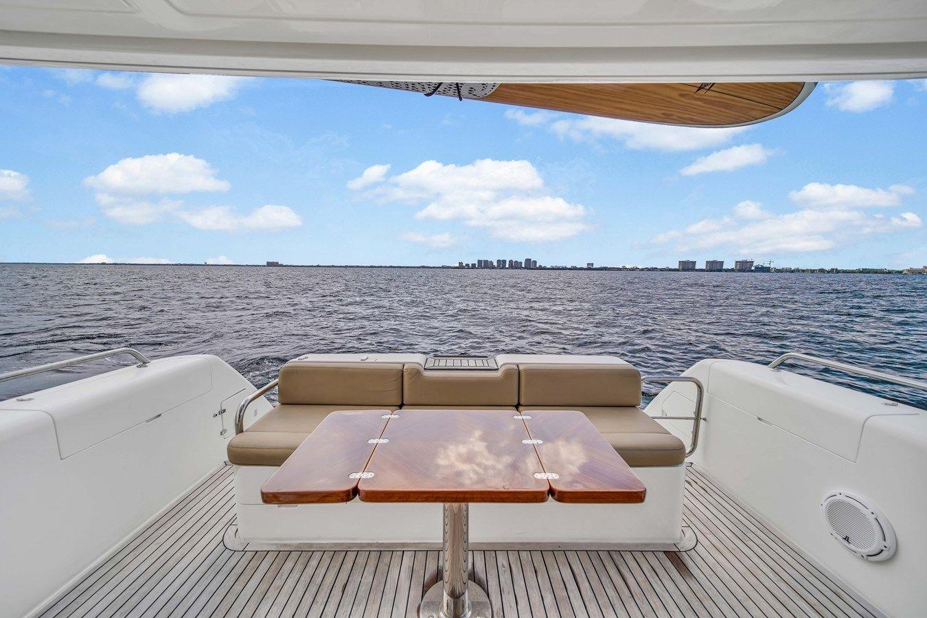 the best price on Uniesse 58 2006