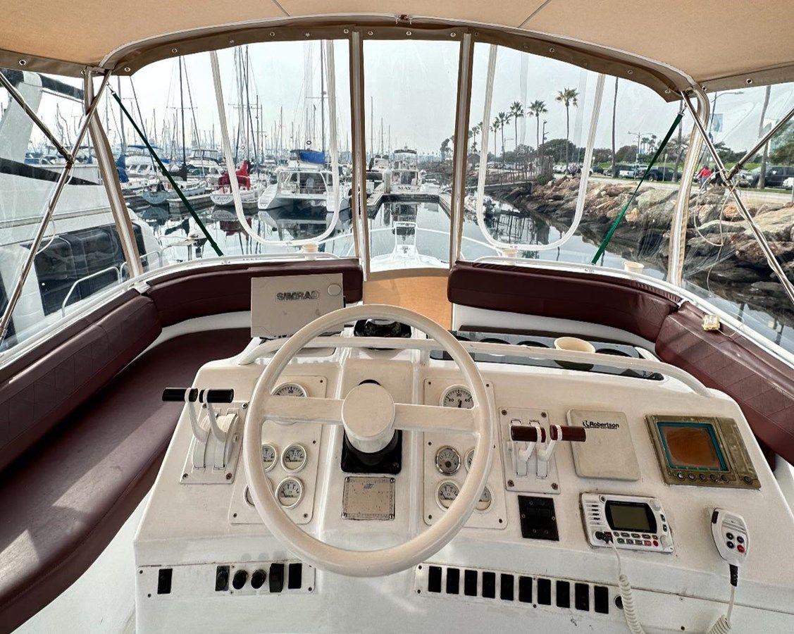 Buy a 1993 Mainship 40 Sedan Bridge 1993 at Shestakov Yacht Sales