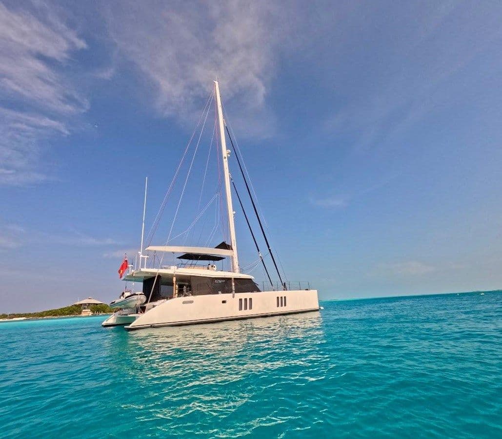 Deo Juvante - SUNREEF