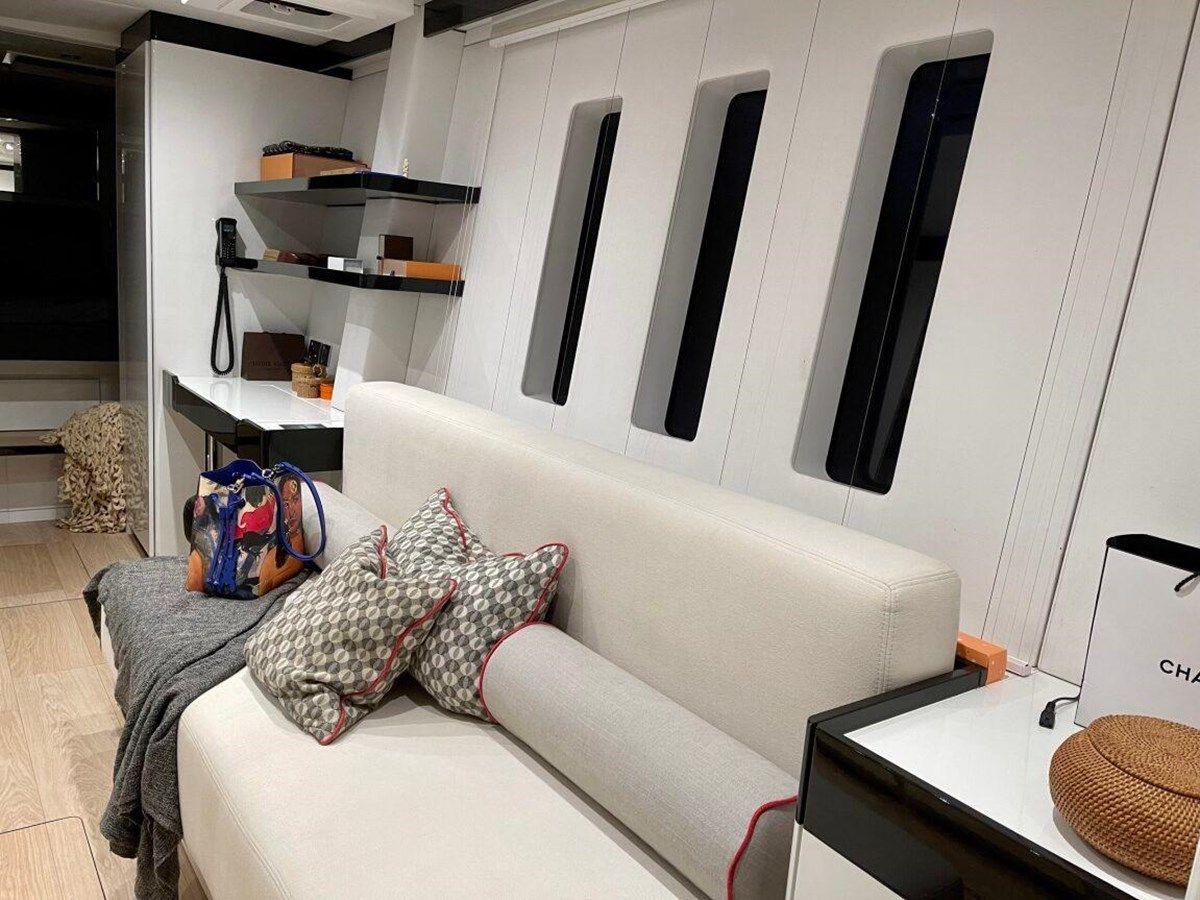 the best price on Deo Juvante 62