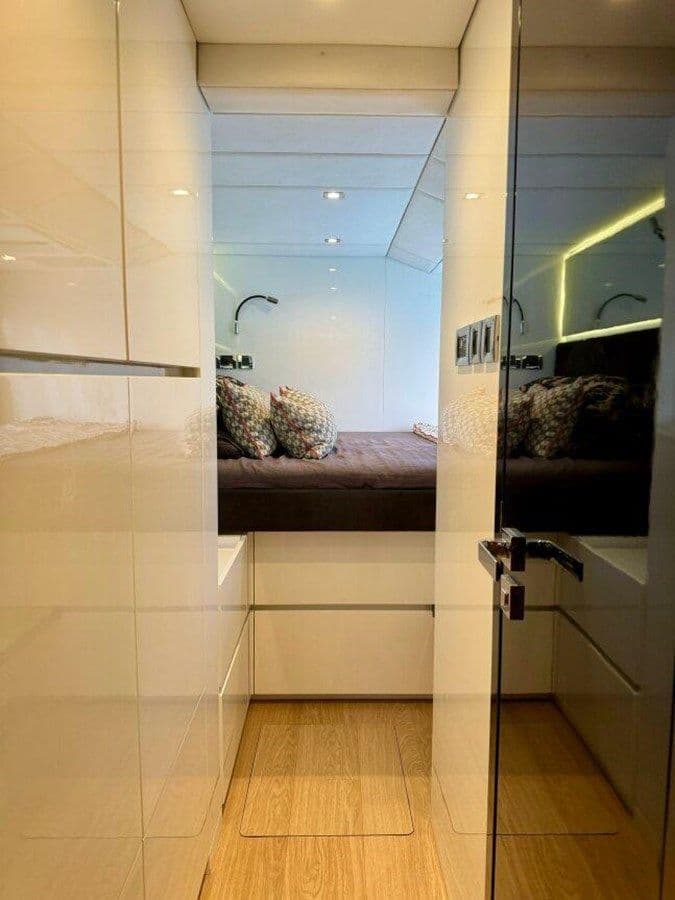 Buy a yacht Deo Juvante 2018