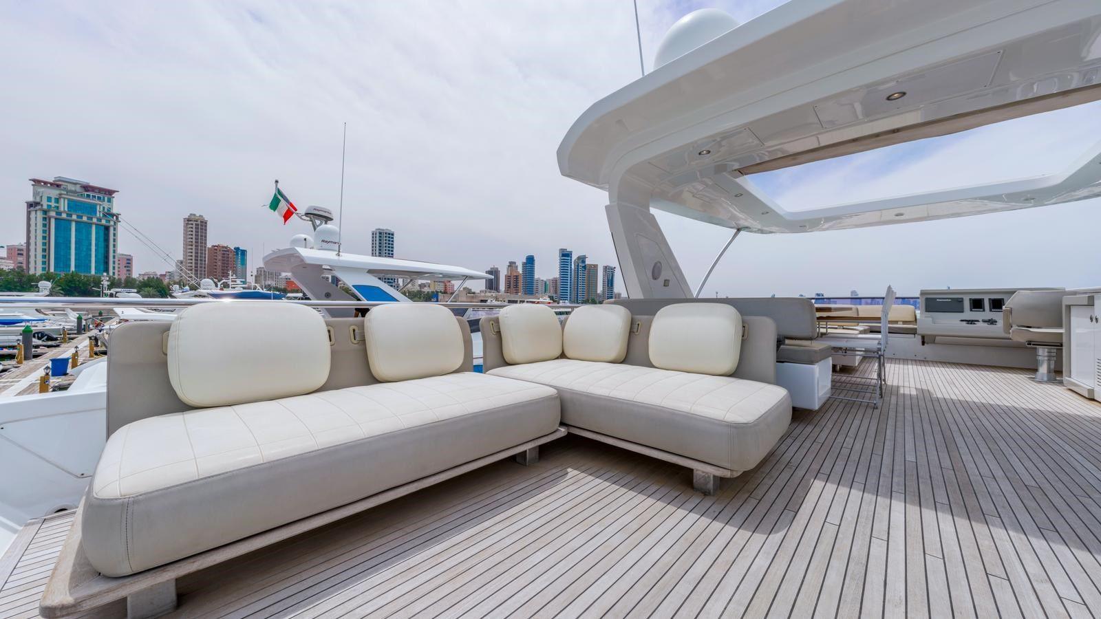 Buy a yacht TK Azimut 72 Fly