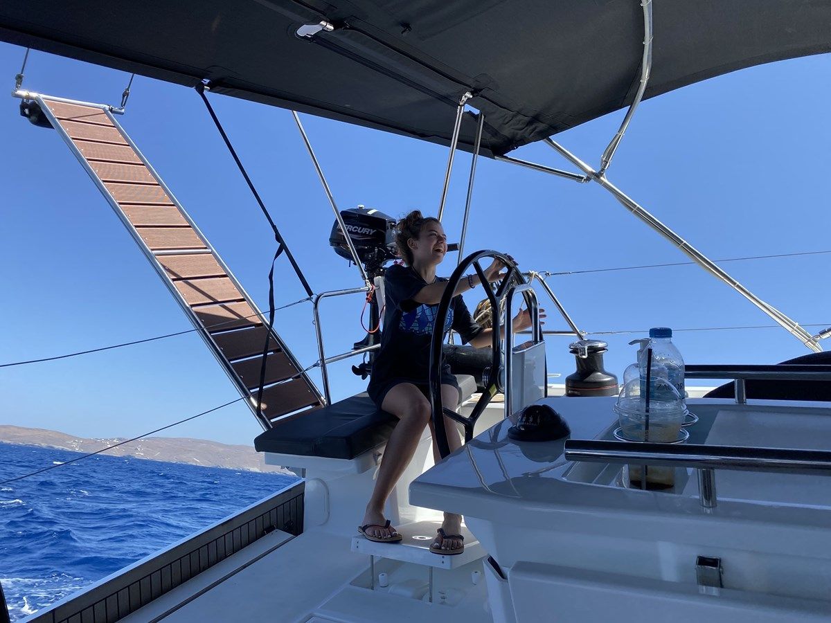 the best price on OCEANIS 51.1 52