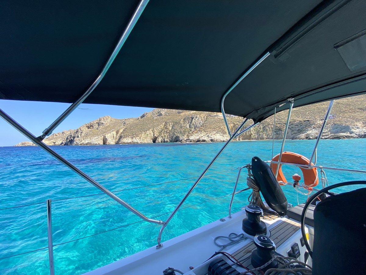 OCEANIS 51.1 2022 price