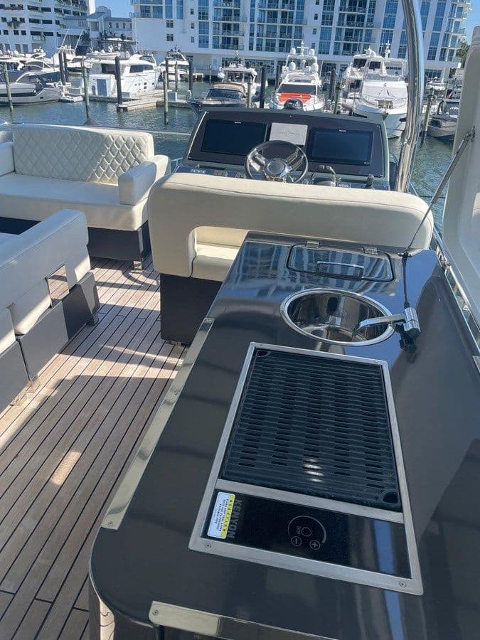 the best price on MON TON