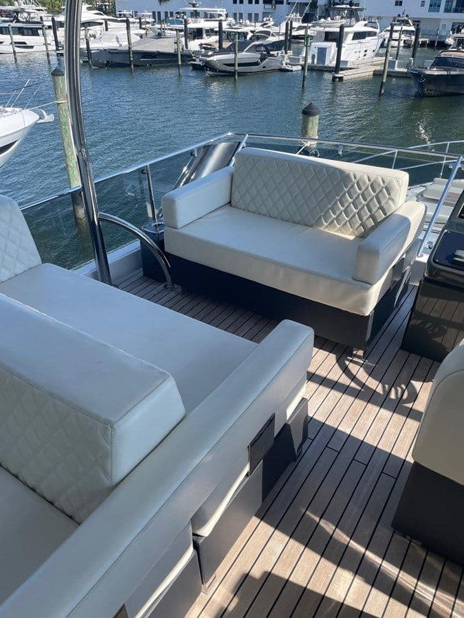 best yacht sales deals MON TON 66