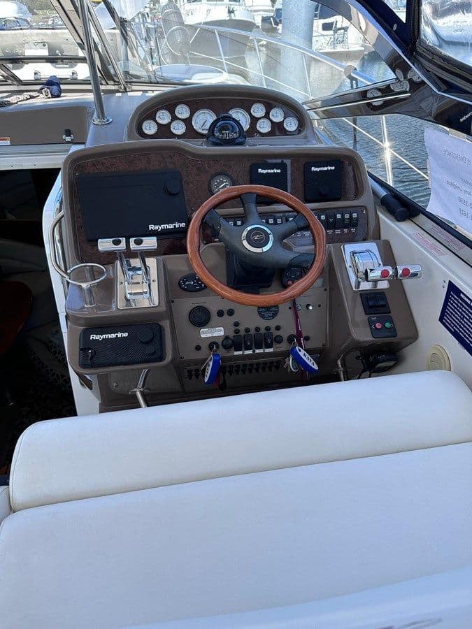 2005 Regal Commodore 4260 44 price