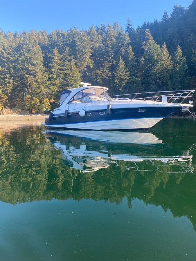 Buy a yacht 2005 Regal Commodore 4260 2005