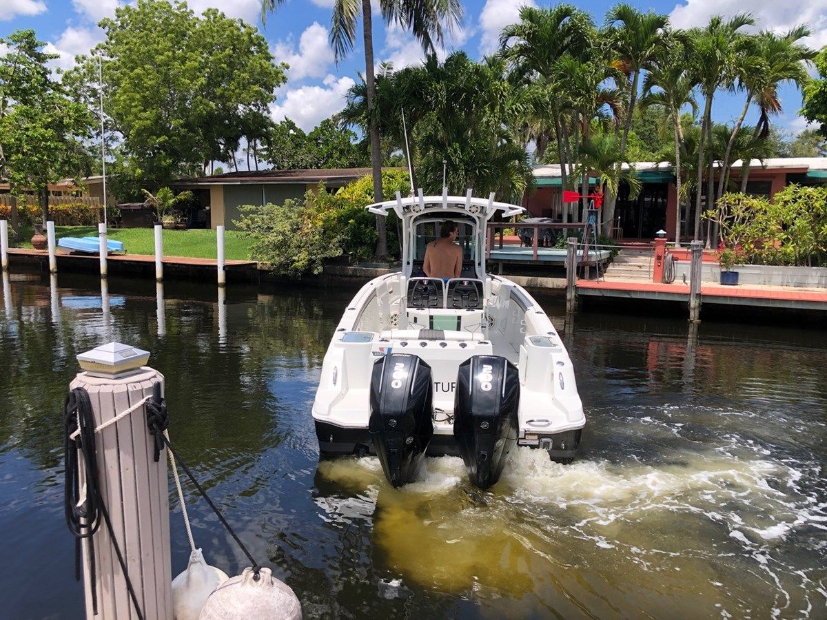 Купить яхту WELLCRAFT 262 F 262F в Shestakov Yacht Sales