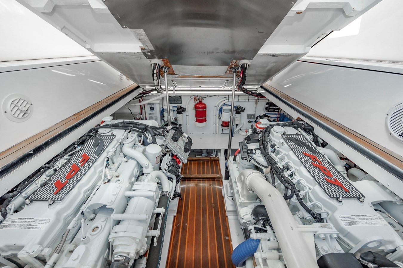 Стоимость яхты Nuts and Bolts 35