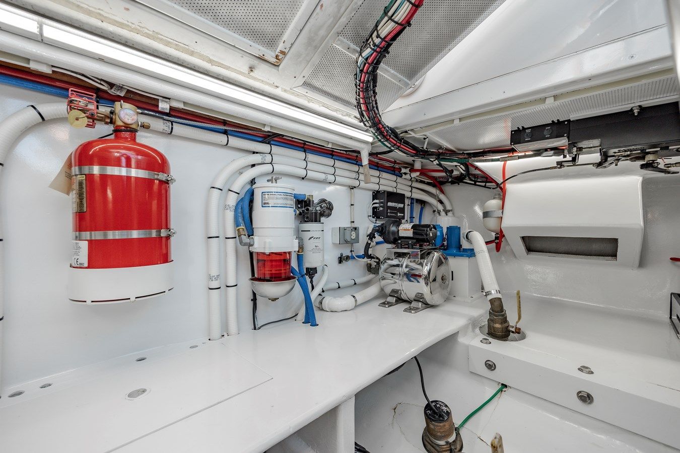 Продажа яхты Nuts and Bolts