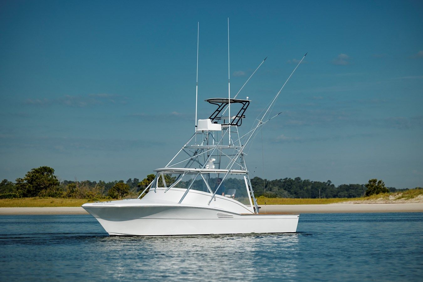 Лучшая цена на Nuts and Bolts 35